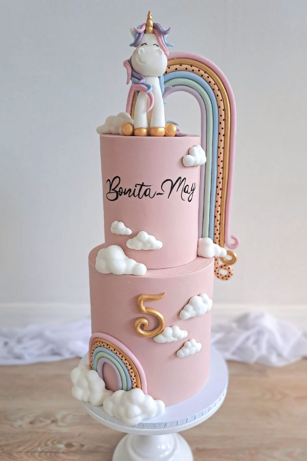 Drape Wedding Cake Dewsall Court - Perfect Cakes Co