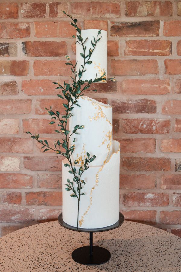 Floating Tier Wedding Cake, Crumplebury, Perfect Cakes Co